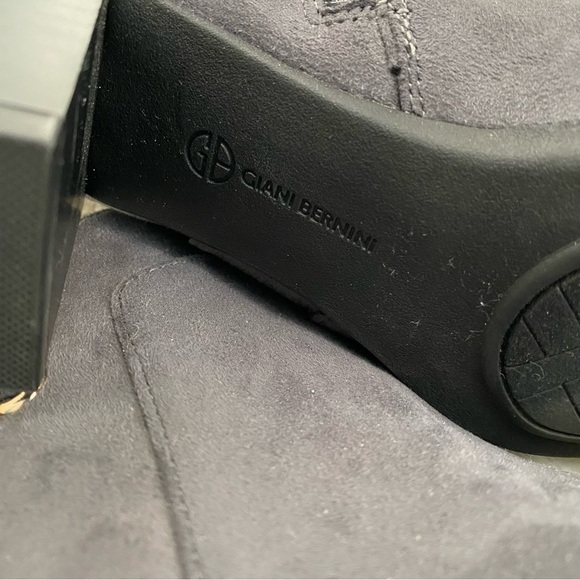 Gianni Bini Memory Foam Gray Suede Ankle Boots with Block Heel Size 7 - Picture 13 of 14